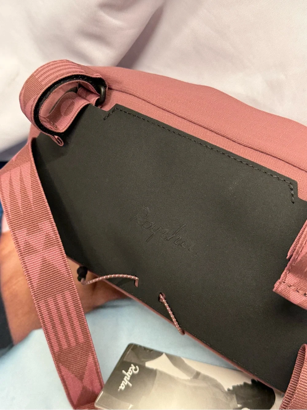 (new+tag) Rapha 2-in-1 bike bar bag / shoulder sling pack pink rose men/women
